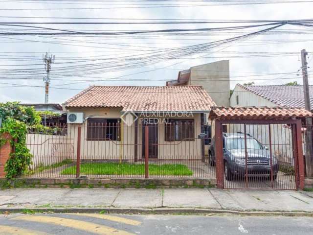 Casa com 3 quartos à venda na Bonsucesso, 863, Parque da Matriz, Cachoeirinha, 100 m2 por R$ 439.990