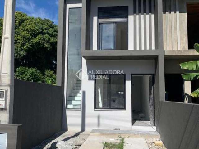 Casa com 2 quartos à venda na Rua Querência, 513, Dona Mercedes, Gravataí, 70 m2 por R$ 294.000