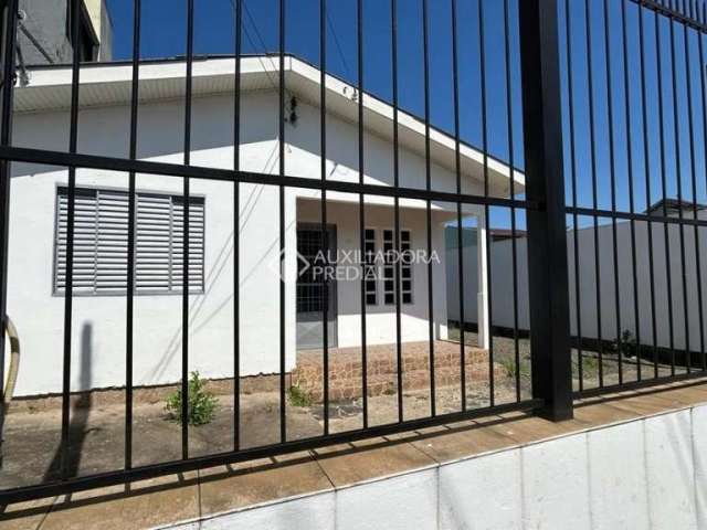 Casa com 2 quartos para alugar na Rua Ruy Barbosa, 145, Vila Santo Ângelo, Cachoeirinha, 70 m2 por R$ 1.265