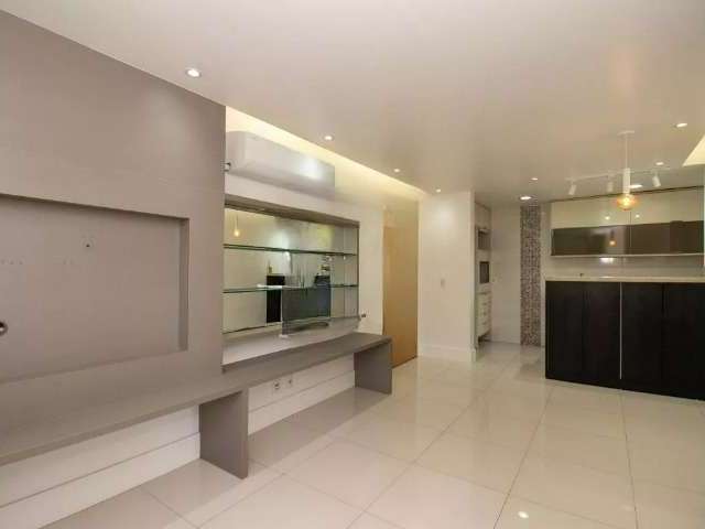 Apartamento com 3 quartos à venda na Rua Carlos Reverbel, 300, Jardim Carvalho, Porto Alegre, 69 m2 por R$ 380.000