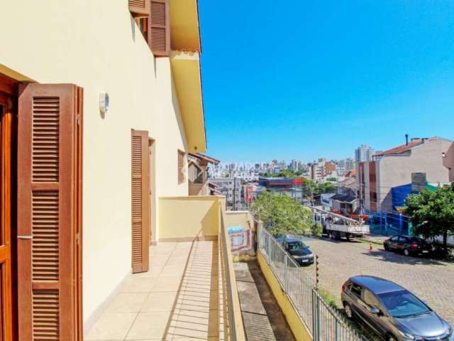 Casa com 6 quartos à venda na Rua Cervantes, 17, Jardim Botânico, Porto Alegre, 275 m2 por R$ 1.377.500