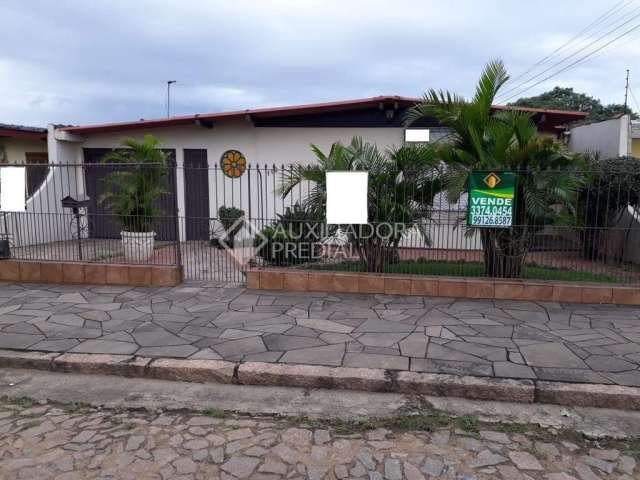 Casa em condomínio fechado com 3 quartos à venda na Rua Vicenta Maria, 110, Rubem Berta, Porto Alegre, 149 m2 por R$ 355.000