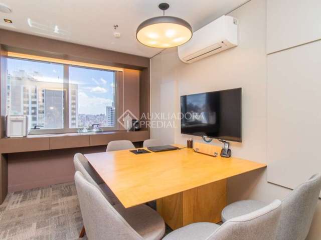 Sala comercial à venda na Avenida Inácio Vasconcelos, 59, Boa Vista, Porto Alegre, 69 m2 por R$ 960.000