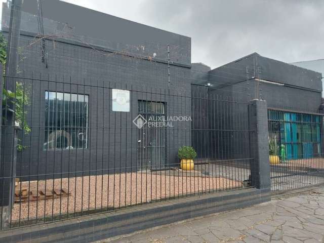 Barracão / Galpão / Depósito à venda na Rua Serro Azul, 1069, Santa Maria Goretti, Porto Alegre, 800 m2 por R$ 1.600.000