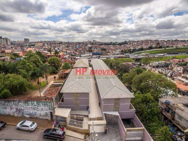 Sobrado de condomínio para venda em Osasco, Santa Maria.