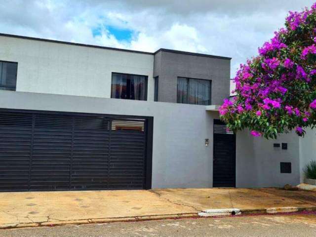 Belissima casa a venda no Bairro Colina Verde - Tatuí/SP.