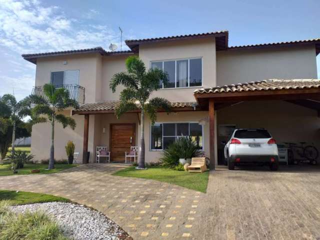 Linda casa a venda no Condomínio São Marcos - Tatuí/SP.