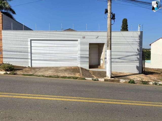 Linda casa a venda no Bairro Colina Verde - Tatuí/SP.