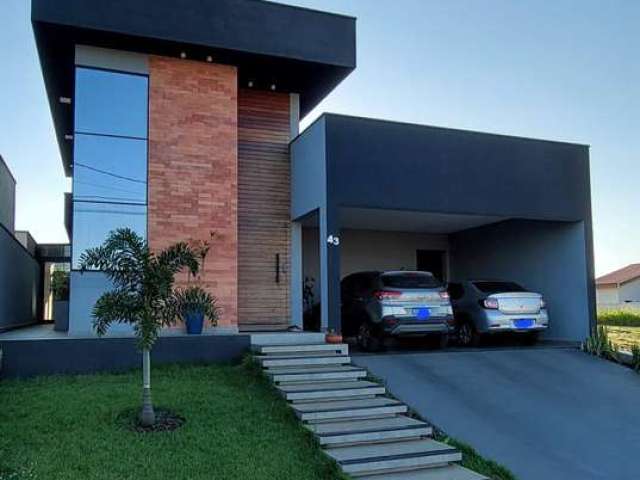 Viva o Sonho em uma Casa Exclusiva no Condomínio Esplanada, Tatuí - SP por R$1.450.000