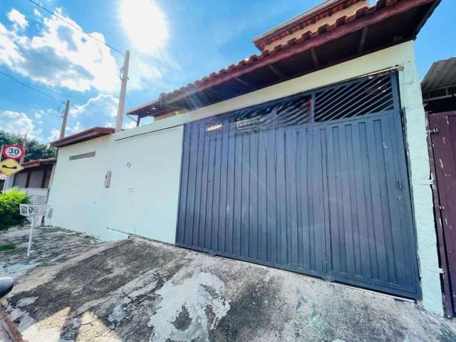 Casa espaçosa com 3 dormitórios e área gourmet em, Vila Aparecida - Boituva/SP