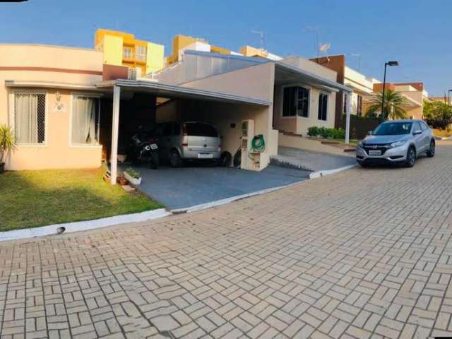 Casa à Venda no Condomínio Riviera de Lorenzi, em Boituva