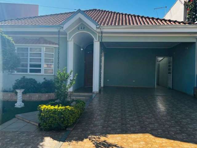 Casa à venda no Portal dos Pássaros, Boituva, 5 dorm, área gourmet, R$ 890.000