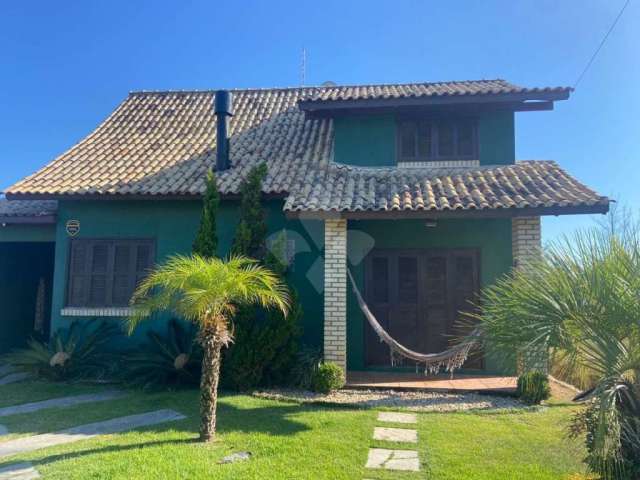 Casa com 3 quartos à venda na Cruzeiro do Sul, 1, Praia do Rosa, Imbituba por R$ 1.810.000