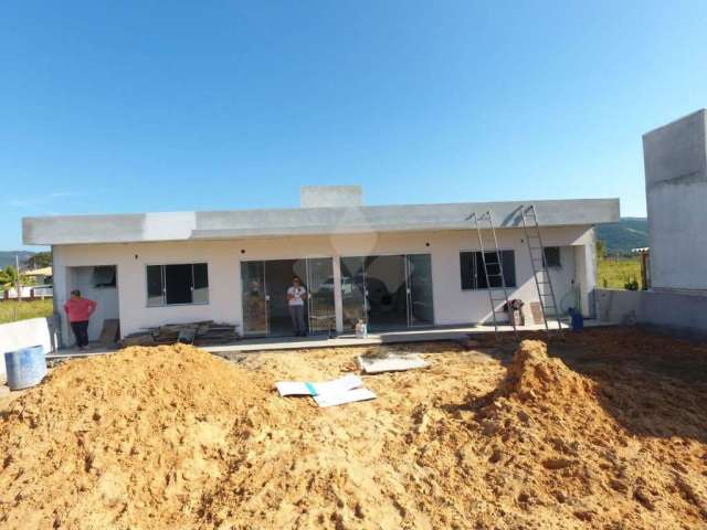 Casa em condomínio fechado com 2 quartos à venda na SC-434, 8, Areais da Palhocinha, Garopaba por R$ 585.000