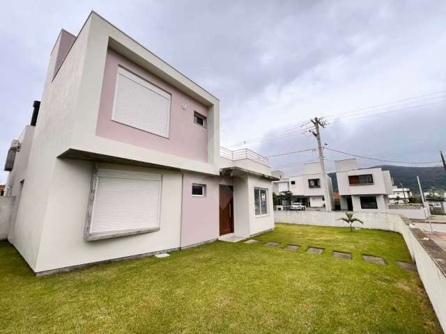 Casa com 3 quartos à venda na Pedro Miguel Linhares, 377, Areais da Palhocinha, Garopaba por R$ 850.000