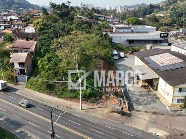 Terreno comercial à venda no Do Salto, Blumenau  por R$ 2.200.000