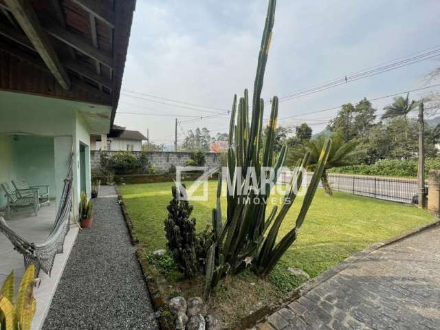 Casa comercial com 1 sala à venda no Centro, Pomerode , 248 m2 por R$ 1.170.000