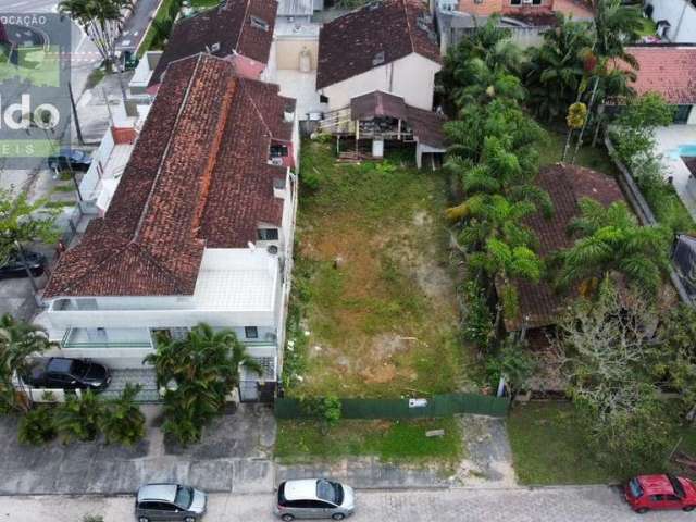 Lote / Terreno em Balneário Caiobá - Matinhos, PR