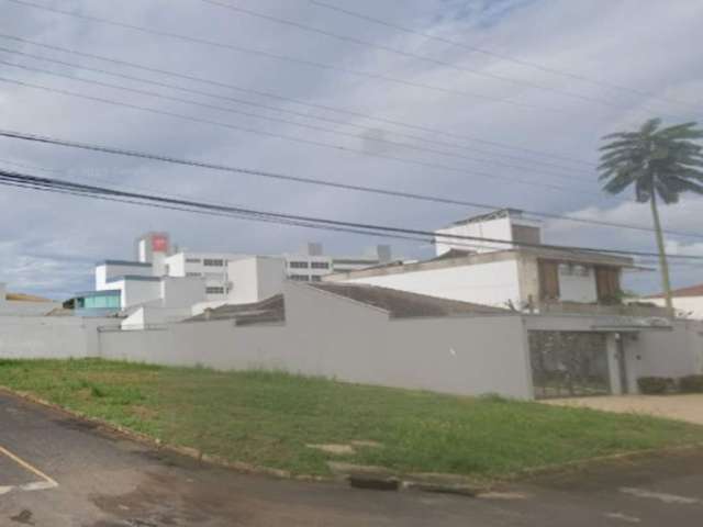 Terreno de Esquina no Bairro Karaiba