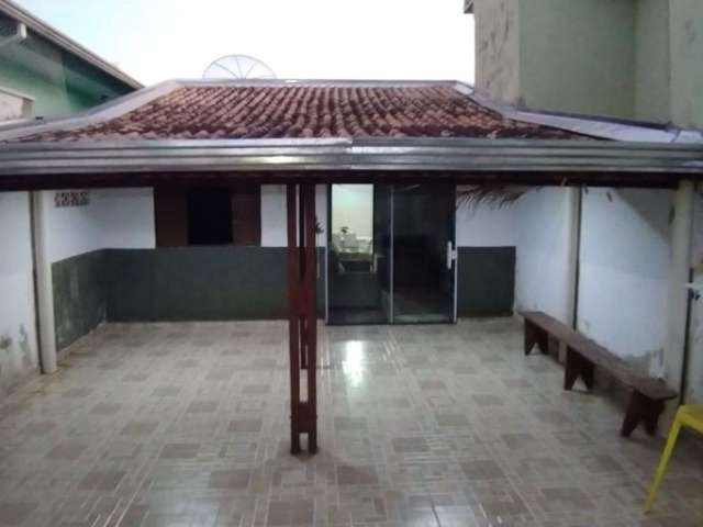 Casa disponível para venda no Bairro JD Celane em Salto SP!