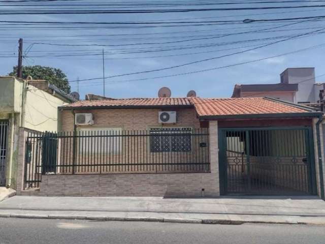 Casa no Jardim das Nações em Salto/SP com 3 Dormitórios