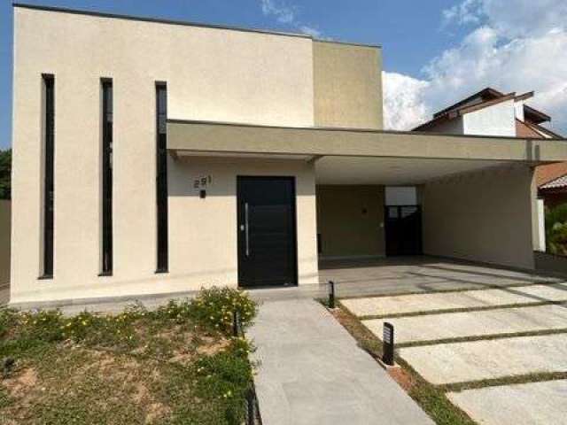 Casa de condomínio 3 Suítes com piscina no Residencial Lagos D'Icaraí