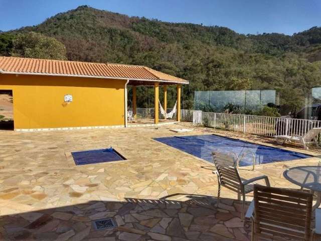 Resort à venda no Circuito das Águas em Minas Gerais - PORTEIRA FECHADA