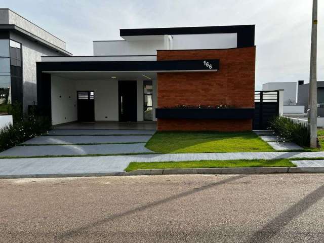 Casa Moderna em Condomínio em Salto/SP