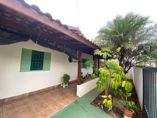 Casa à Venda com 2 quartos - 138m² - Vila Marrequinha - Caraguatatuba/SP