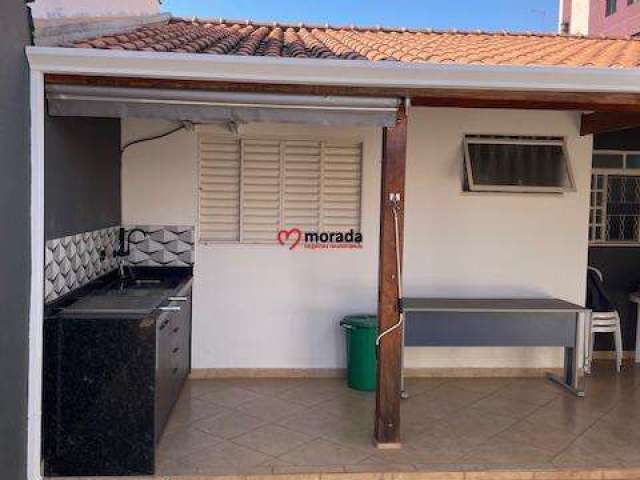 Casa à venda em Piracicaba, bairro Alemães, próximo à ESALQ