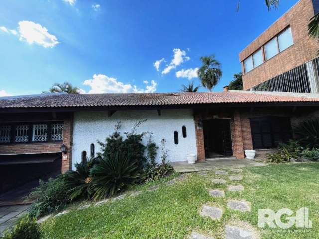 Linda Casa Vila Assunção, com vista para o rio.