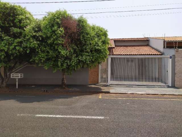 Casa residencial no Jardim São Marco, Zona Sul de Rio Preto, atrás da Leroy Merlyn, próximo ao Carrefour, ao Muffato Max e perto da Rodovia Washington Luiz.