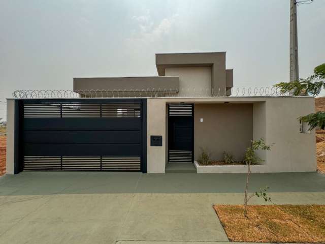 Linda casa residencial novíssima, no Set Sul II, atualmente o bairro mais cobiçado da cidade, bairro planejado com uma estrutura de um Cond. Fehado.