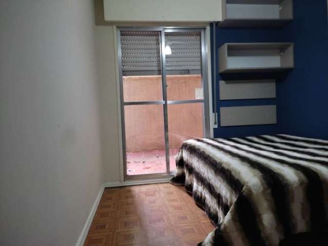 Apartamento com 1 quarto para alugar na Avenida João Pessoa, 105, Farroupilha, Porto Alegre por R$ 1.250