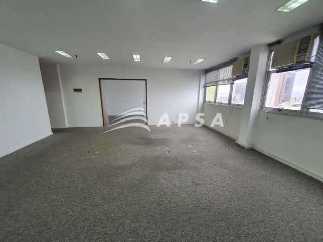 Sala comercial com 10 salas à venda na Rua Evaristo da Veiga, Centro, Rio de Janeiro, 290 m2 por R$ 560.000