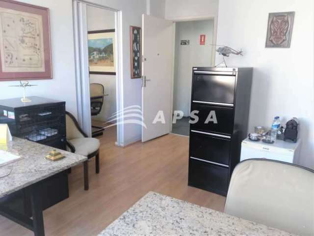 Sala comercial com 2 salas à venda na Rua Visconde de Inhaúma, Centro, Rio de Janeiro, 37 m2 por R$ 82.000