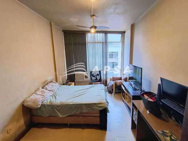 Kitnet / Stúdio à venda na Rua General Roca, Tijuca, Rio de Janeiro, 38 m2 por R$ 210.000