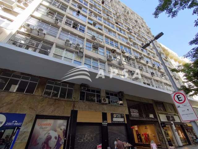 Ótima sala comercial, excelente localização, 33m2, composta de saleta, sala, banheiro social, piso f