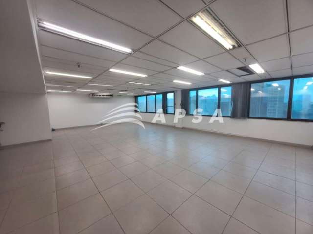 Excelente andar comercial localizado no centro do rio de janeiro, 500m² no total, andar totalmente r