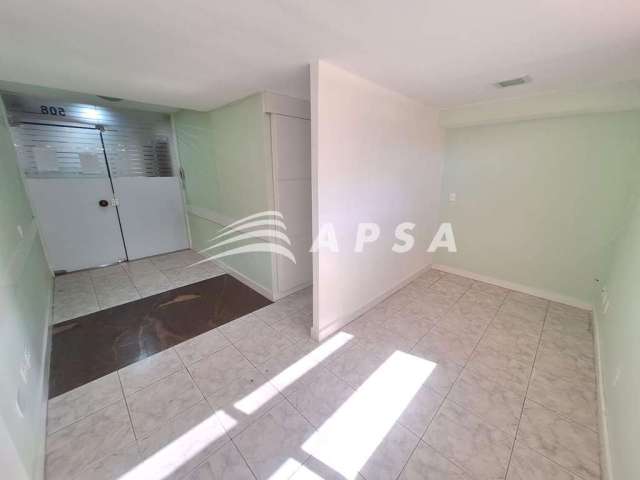 Excelente sala comercial, 50m² com piso frio, instalação para ar condicionado split. dividida em rec