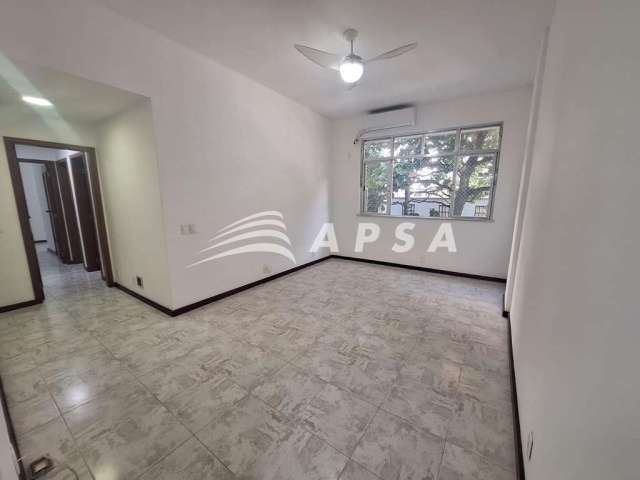 Excelente apartamento no leblon. oportunidade única de viver em um dos bairros mais prestigiados e d