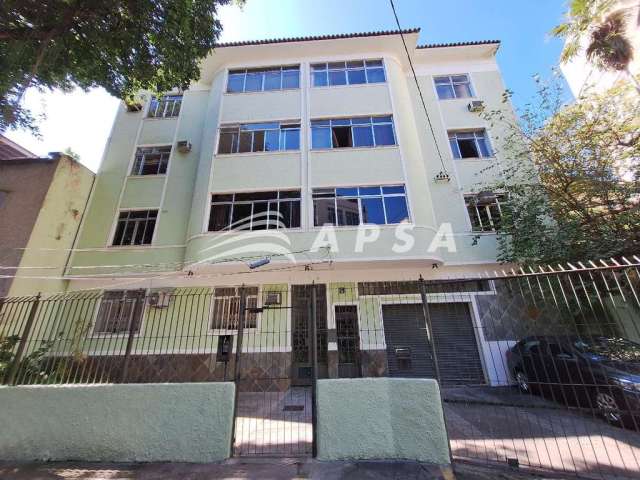 Apartamento 2 quartos na tijuca. excelente imóvel de 80 m², próximo a escolas, supermercado, de fren