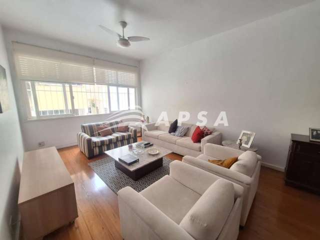 Apartamento disponível para locação em ipanema, este espaçoso apartamento oferece tudo que você prec