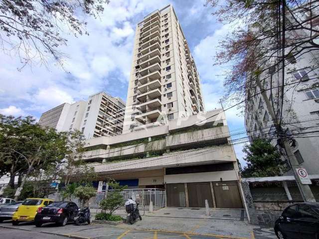 Excelente apartamento, 71 m2, indevassável, vista livre,composto por  sala, 02 quartos , varanda ban