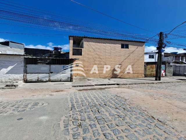 Excelente casa de 42 metros, localizado em afogados, bem ventilada, para seu conforto. a  casa  fica