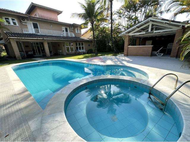 Casa a venda em condomínio - Praia da Enseada - Guaruja