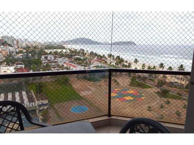 3 Dormitórios, 2 suítes, Vista Mar, 100m da Praia da Enseada, Lazer completo.