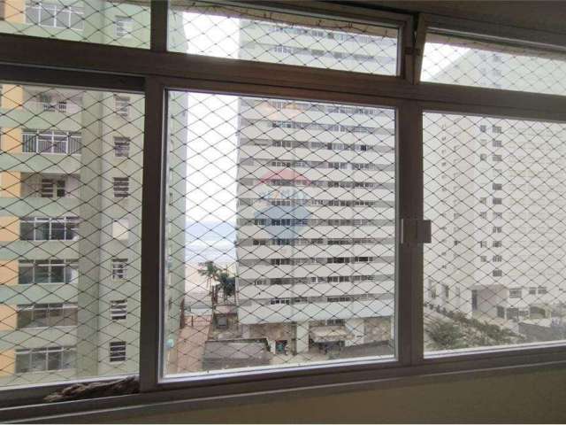 Apartamento 2 dormitórios 1 vaga à venda, 66 m² por R$ 450.000,00 - Praia das Pitangueiras - Guarujá/SP