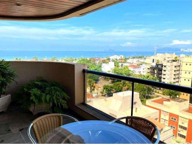 Apartamento 4 Dormitórios sendo 3 suítes e 1 Dependência completa, vista Mare 2 vagas.