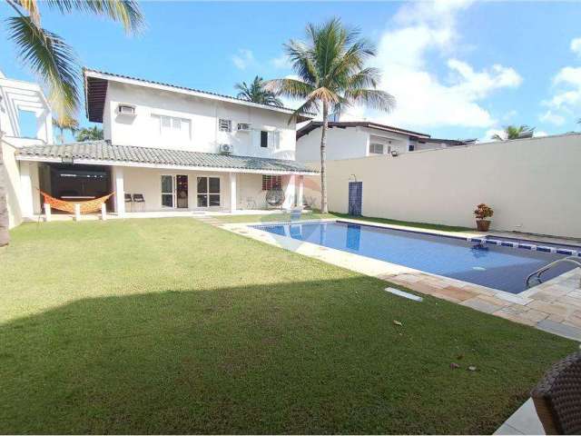 Casa a venda em condomínio - Praia do Pernambuco - Guaruja